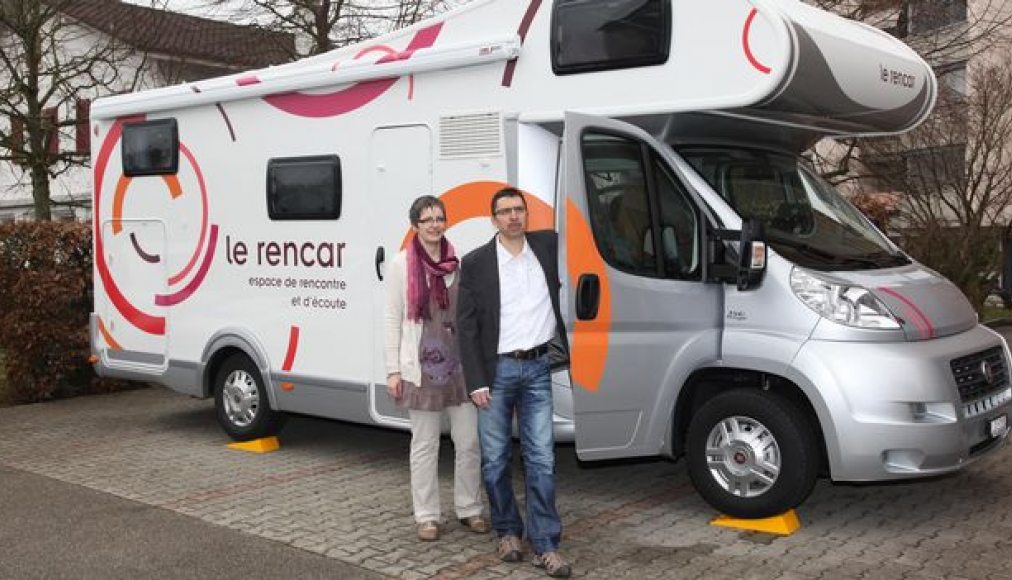 Le &quot;Rencar&quot;, espace dʹaccueil et dʹécoute qui sillonne les routes jurassiennes / ©rencar.ch/DR