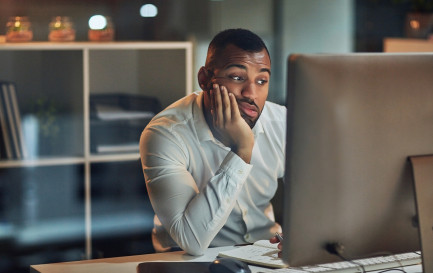 Le travail, source de souffrances / ©iStock