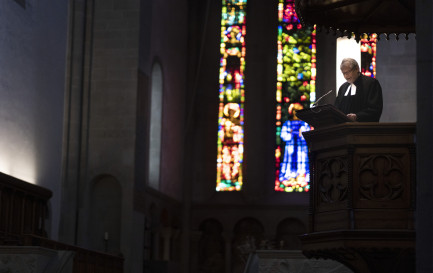 Président des Eglises réformées romandes jusqu’en décembre dernier, Jean-Baptiste Lipp regrette les tensions entre les facultés de théologie protestante et la HET-pro. Une situation qui ne joue pas en faveur des Eglises selon lui. / Keystone